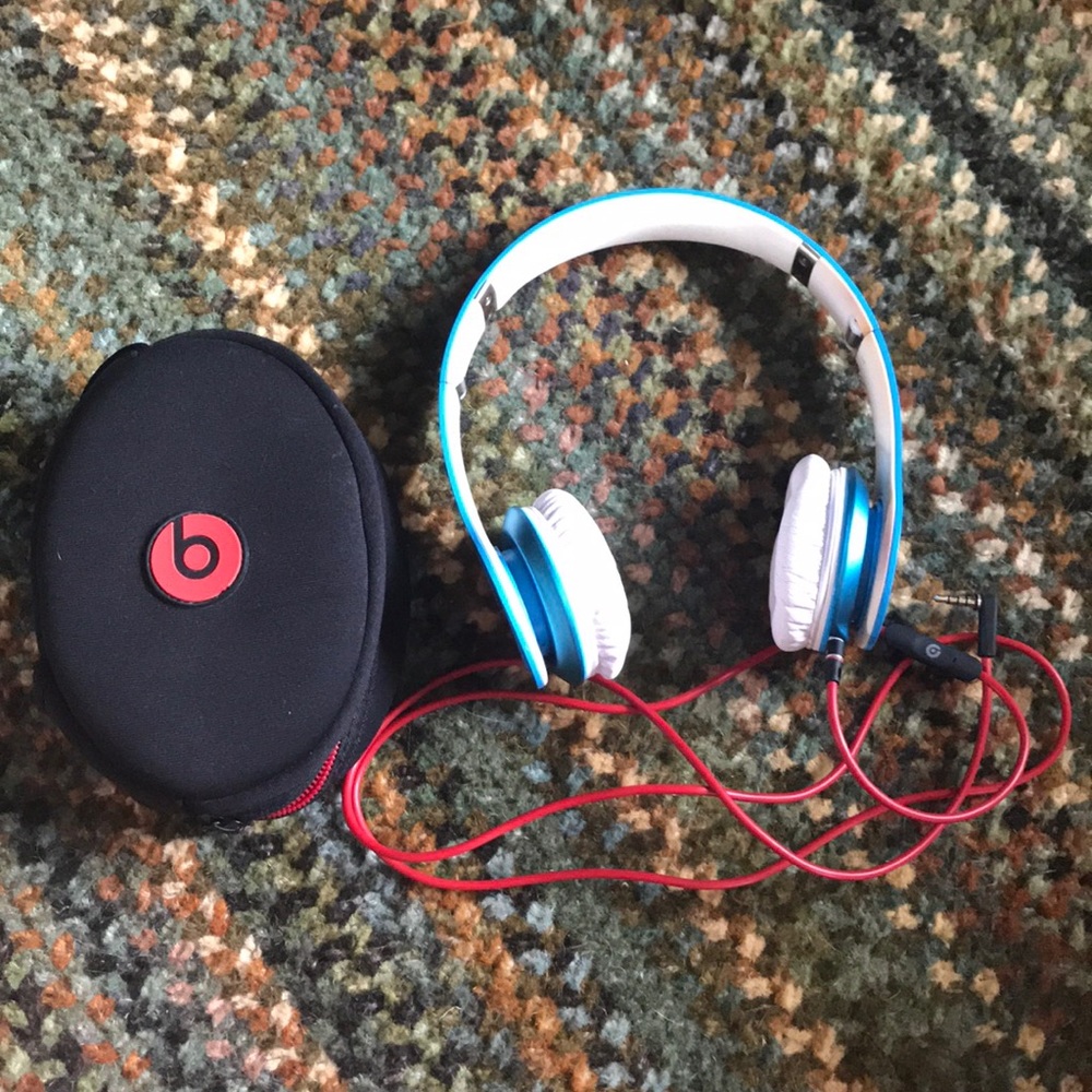 Beats by dr. dre Solo HD headphones